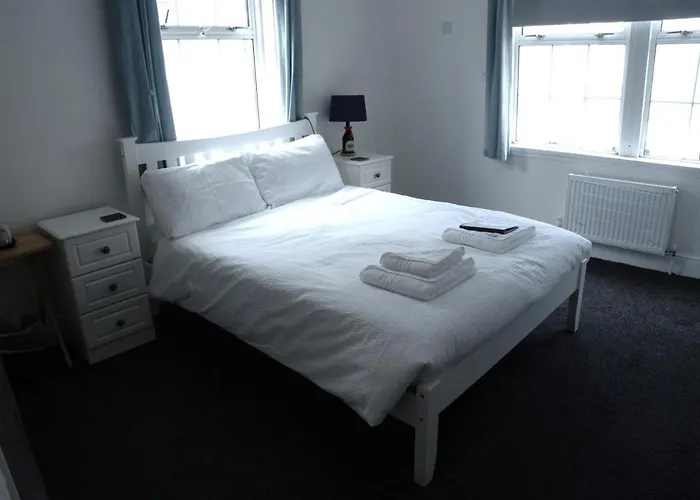Elnor Guest House